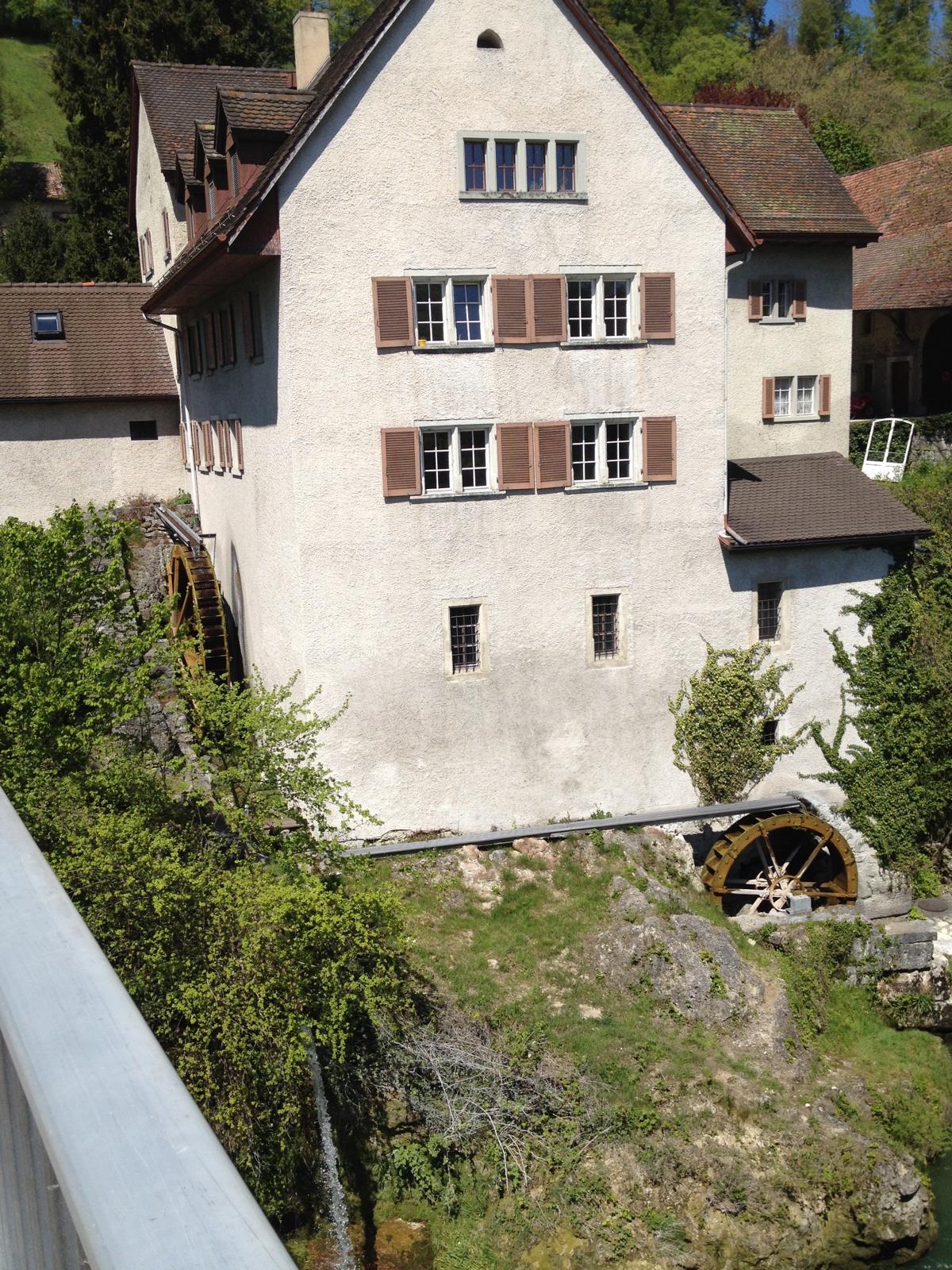 Haus mit wasserrder